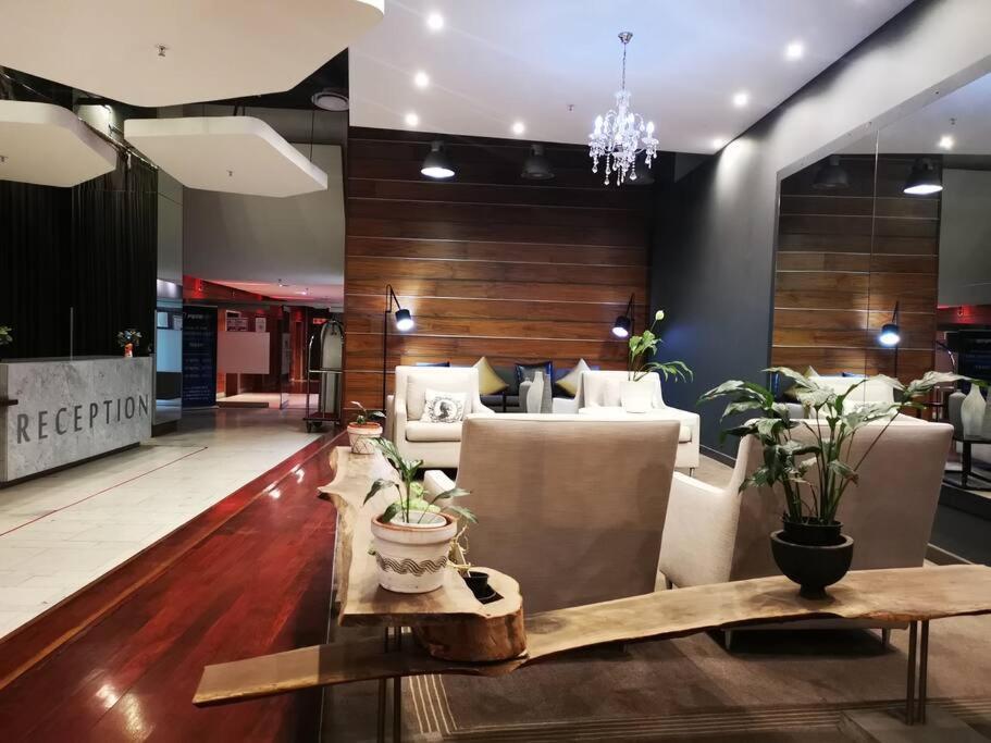 1007-Stunning Studio Apt With Incredible Joburg Views Johannesburgo Exterior foto